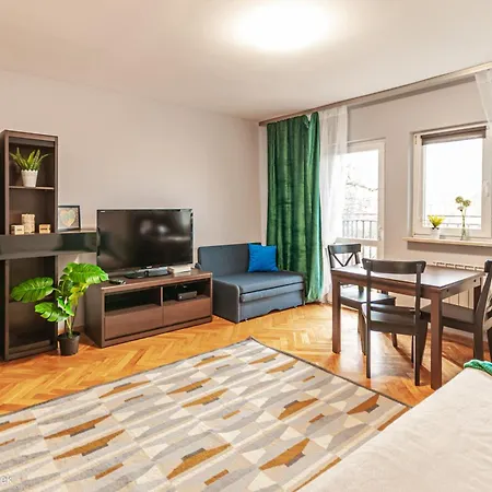 Apartamento Superapart Woloska 40 Near Wierzbno Metro Station